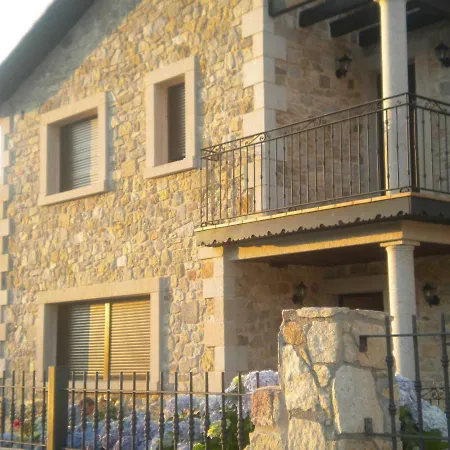 Semesterbostad Casa Rural Rio La Llana *