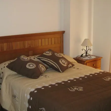 Semesterbostad Casa Rural Rio La Llana